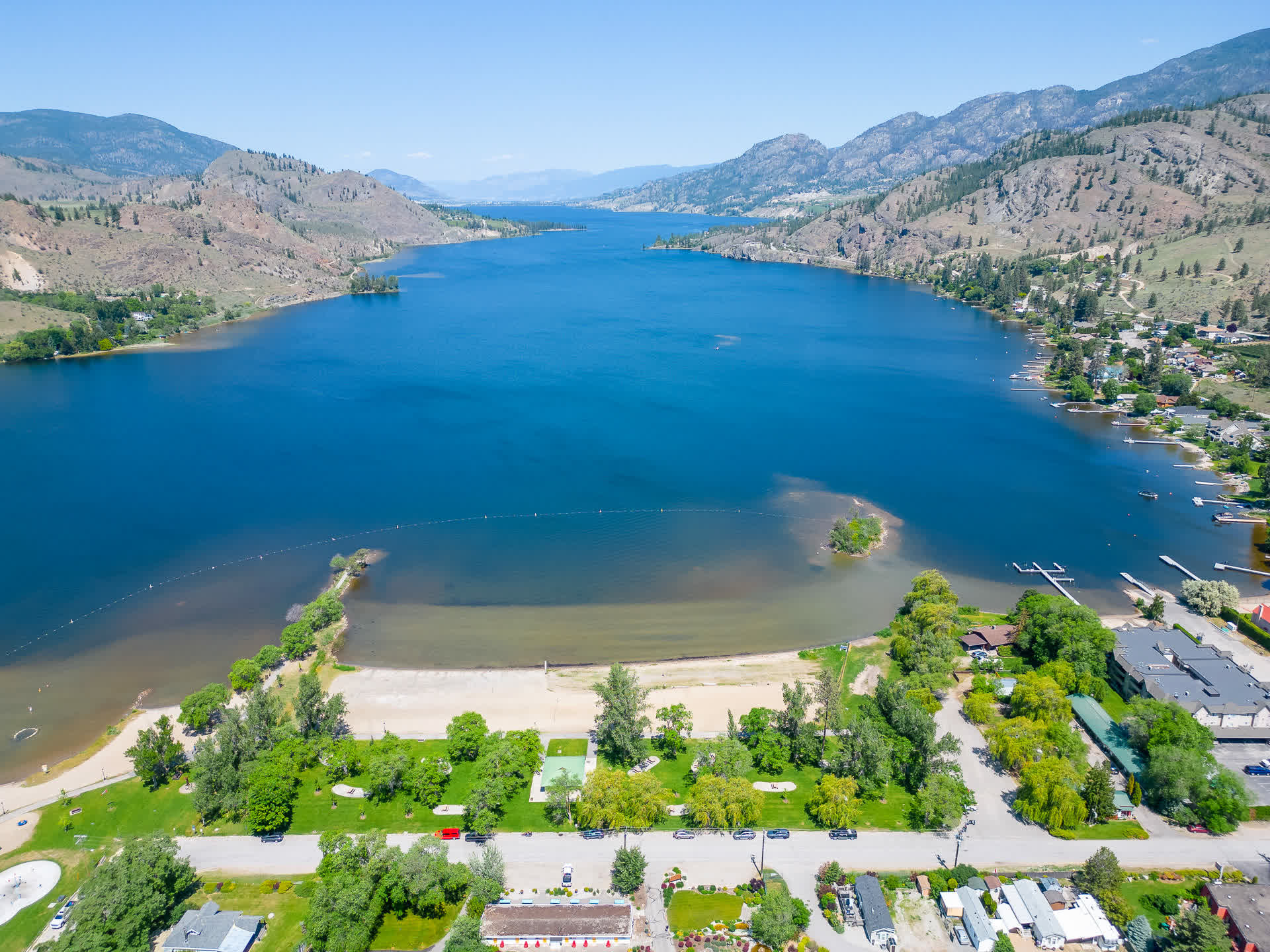 Wine, Water, and Wonder: A Sophisticated Stay in Okanagan Wine Country